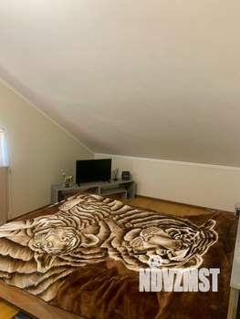 Дом 340м², 2-этажный, участок 6 сот.  