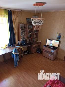 Дом 297м², 2-этажный, участок 12 сот.  