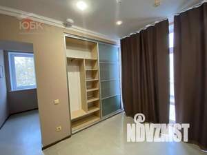 Коттедж 240м&sup2;, 2-этажный, участок 4 сот.  