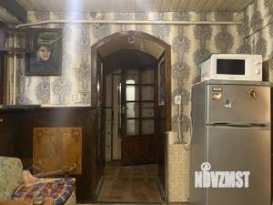 Дом 71м&sup2;, 2-этажный, участок 1 сот.  