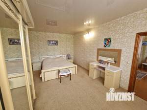 Дом 358м², 2-этажный, участок 10 сот.  