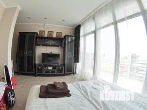 Коттедж 240м&sup2;, 3-этажный, участок 3 сот.  