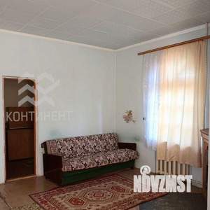 Дом 240м², 3-этажный, участок 6 сот.  