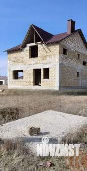 Дом 200м², 2-этажный, участок 6 сот.  