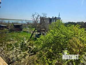 Дом 175м&sup2;, 3-этажный, участок 6 сот.  