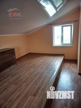 Дом 110м&sup2;, 2-этажный, участок 4 сот.  