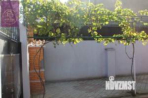 Дом 307м&sup2;, 3-этажный, участок 6 сот.  