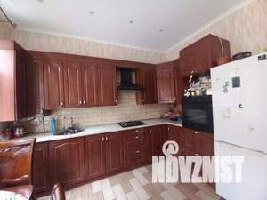 Дом 154м², 2-этажный, участок 3 сот.  