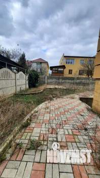 Дом 600м², 3-этажный, участок 6 сот.  