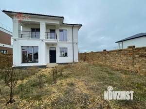 Коттедж 220м&sup2;, 2-этажный, участок 6 сот.  