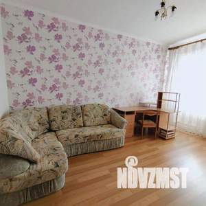 Дом 281м², 3-этажный, участок 7 сот.  