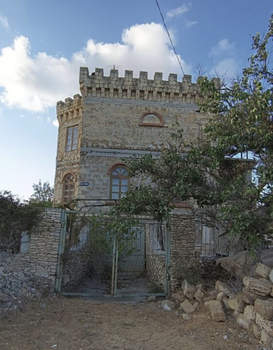 Дача 240м&sup2;, 3-этажный, участок 6 сот.  