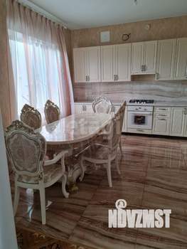 Дом 340м², 2-этажный, участок 6 сот.  