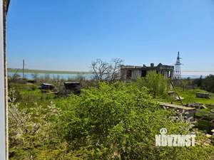 Дом 175м&sup2;, 3-этажный, участок 6 сот.  