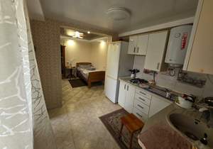 Дом 306м², 2-этажный, участок 6 сот.  