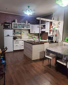 Дом 380м², 3-этажный, участок 3 сот.  