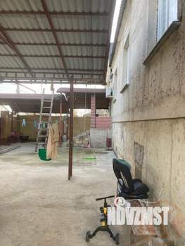 Дом 194м², 1-этажный, участок 6 сот.  