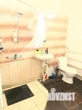 Дом 213м², 2-этажный, участок 6 сот.  