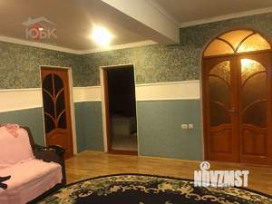 Дом 183м&sup2;, 1-этажный, участок 10 сот.  