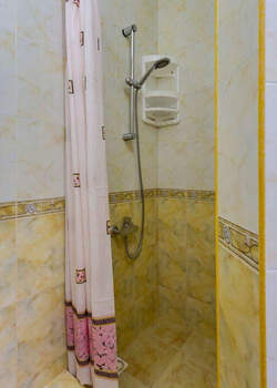 Дом 561м², 4-этажный, участок 4 сот.  