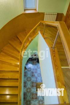 Дом 271м², 2-этажный, участок 7 сот.  