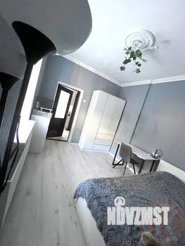 Дом 190м&sup2;, 1-этажный, участок 5 сот.  