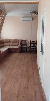 Дом 130м², 2-этажный, участок 5 сот.  