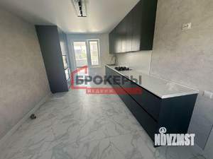 Дом 178м&sup2;, 3-этажный, участок 3 сот.  