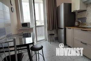 1-к квартира, посуточно, 33м2, 4/8 этаж