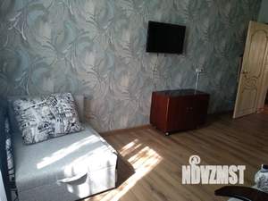 1-к квартира, посуточно, 40м2, 2/3 этаж