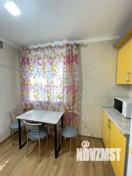 1-к квартира, посуточно, 32м2, 1/9 этаж