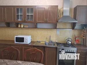 2-к квартира, посуточно, 65м2, 3/5 этаж