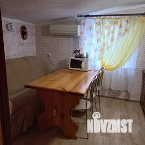 2-к квартира, посуточно, 50м2, 1/1 этаж