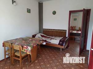 2-к квартира, посуточно, 35м2, -1/2 этаж