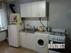 1-к квартира, посуточно, 30м2, 1/2 этаж