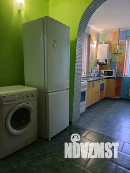 1-к квартира, посуточно, 32м2, 1/2 этаж