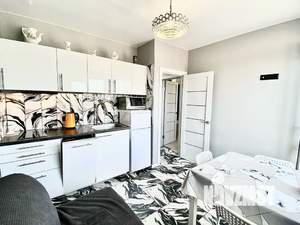 1-к квартира, посуточно, 42м2, 6/7 этаж