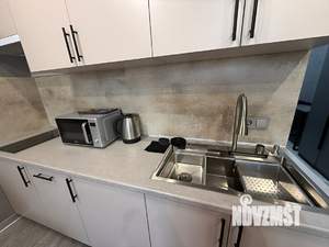 Студия квартира, посуточно, 38м2, 4/9 этаж