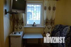 2-к квартира, посуточно, 32м2, 1/2 этаж