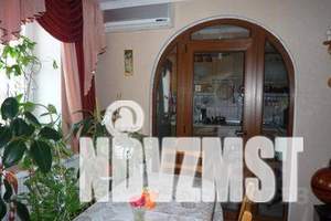 2-к квартира, посуточно, 10м2, 1/1 этаж