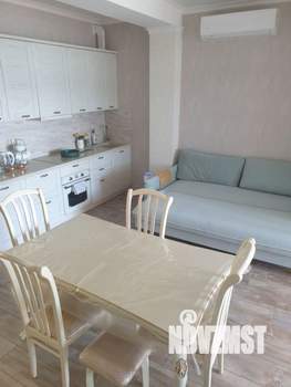 Студия квартира, на длительный срок, 62м2, 4/9 этаж