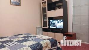 2-к квартира, посуточно, 44м2, 1/2 этаж