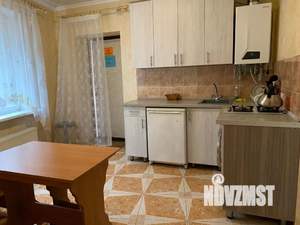 1-к квартира, посуточно, 30м2, 1/2 этаж