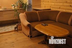 1-к квартира, посуточно, 42м2, 1/2 этаж