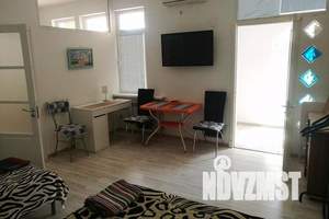 1-к квартира, посуточно, 35м2, 1/3 этаж