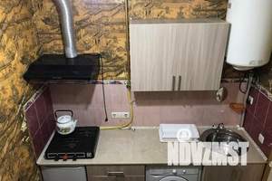 1-к квартира, посуточно, 10м2, 1/1 этаж