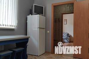 2-к квартира, посуточно, 40м2, 2/2 этаж