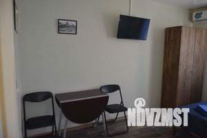 1-к квартира, посуточно, 18м2, 1/2 этаж