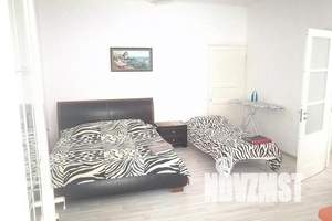 1-к квартира, посуточно, 35м2, 1/3 этаж