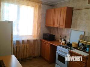 1-к квартира, посуточно, 40м2, 1/10 этаж